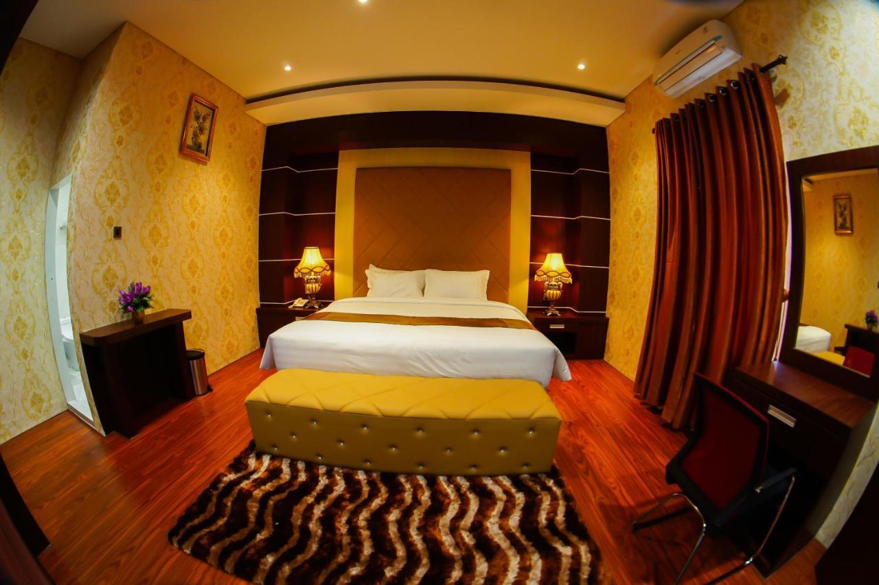 Singapore City Hotel Batu Bara Sungaibalai Exterior photo