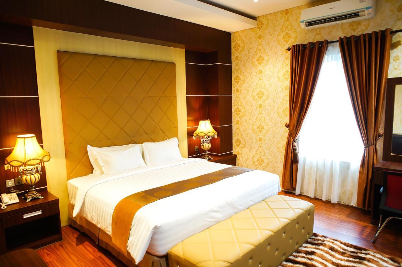 Singapore City Hotel Batu Bara Sungaibalai Exterior photo